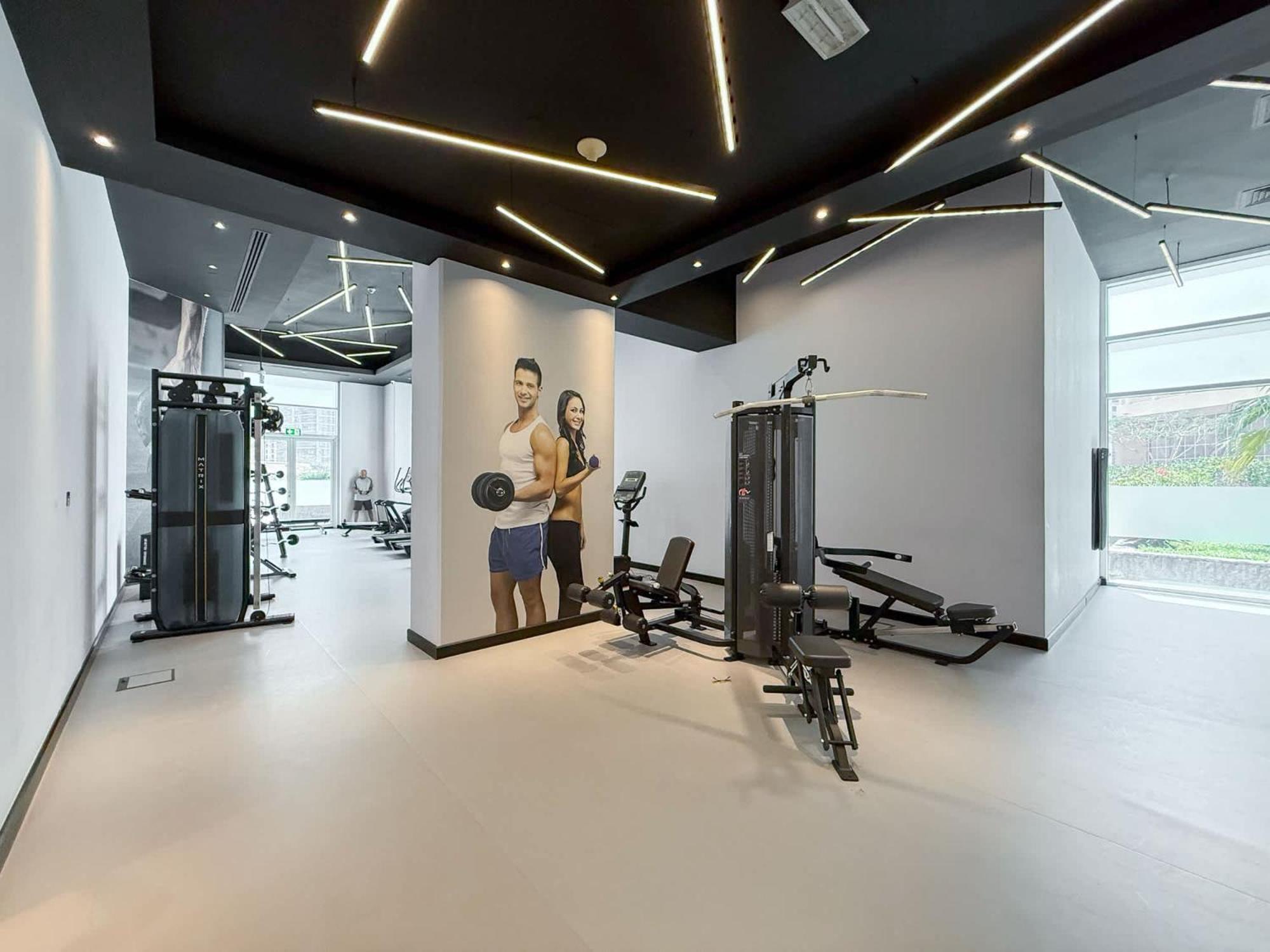 Stylish In Tecom's Prime Location Dubai