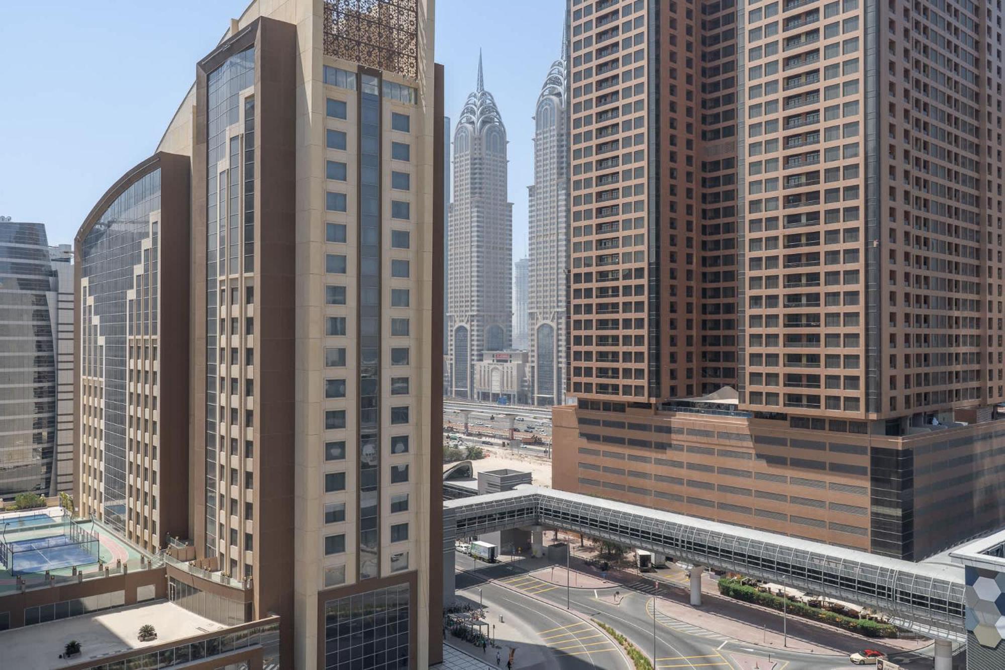 Stylish In Tecom's Prime Location Dubai