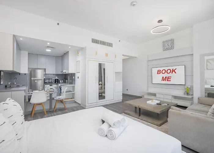 Stylish Studio Apartment In Tecom\'S Prime Location